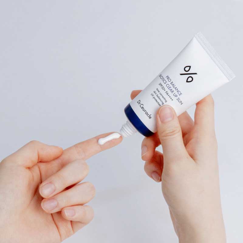 DR. CEURACLE Pro-Balance Biotics Clear Up Sun SPF50+ BONIIK K Beauty